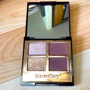 CHARLOTTE TILBURY the vintage vamp luxury palette